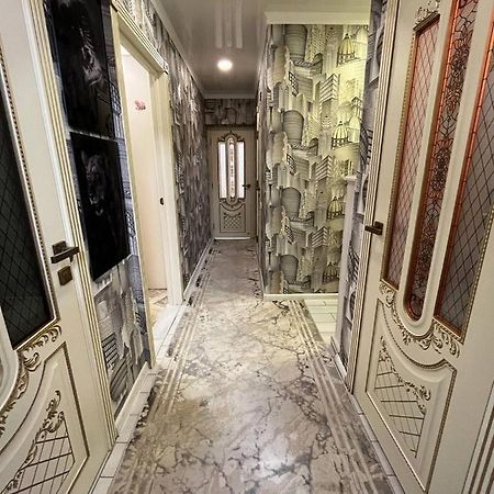 Уютная Трёхкомнатная Квартира В Центре Алматы Almati Kültér fotó
