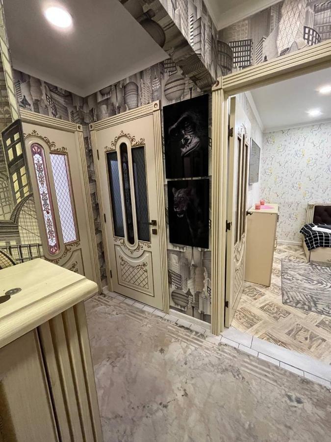 Уютная Трёхкомнатная Квартира В Центре Алматы Almati Kültér fotó